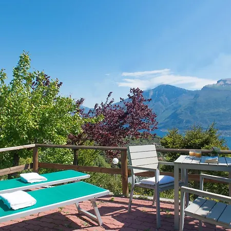 Anna * Tremosine